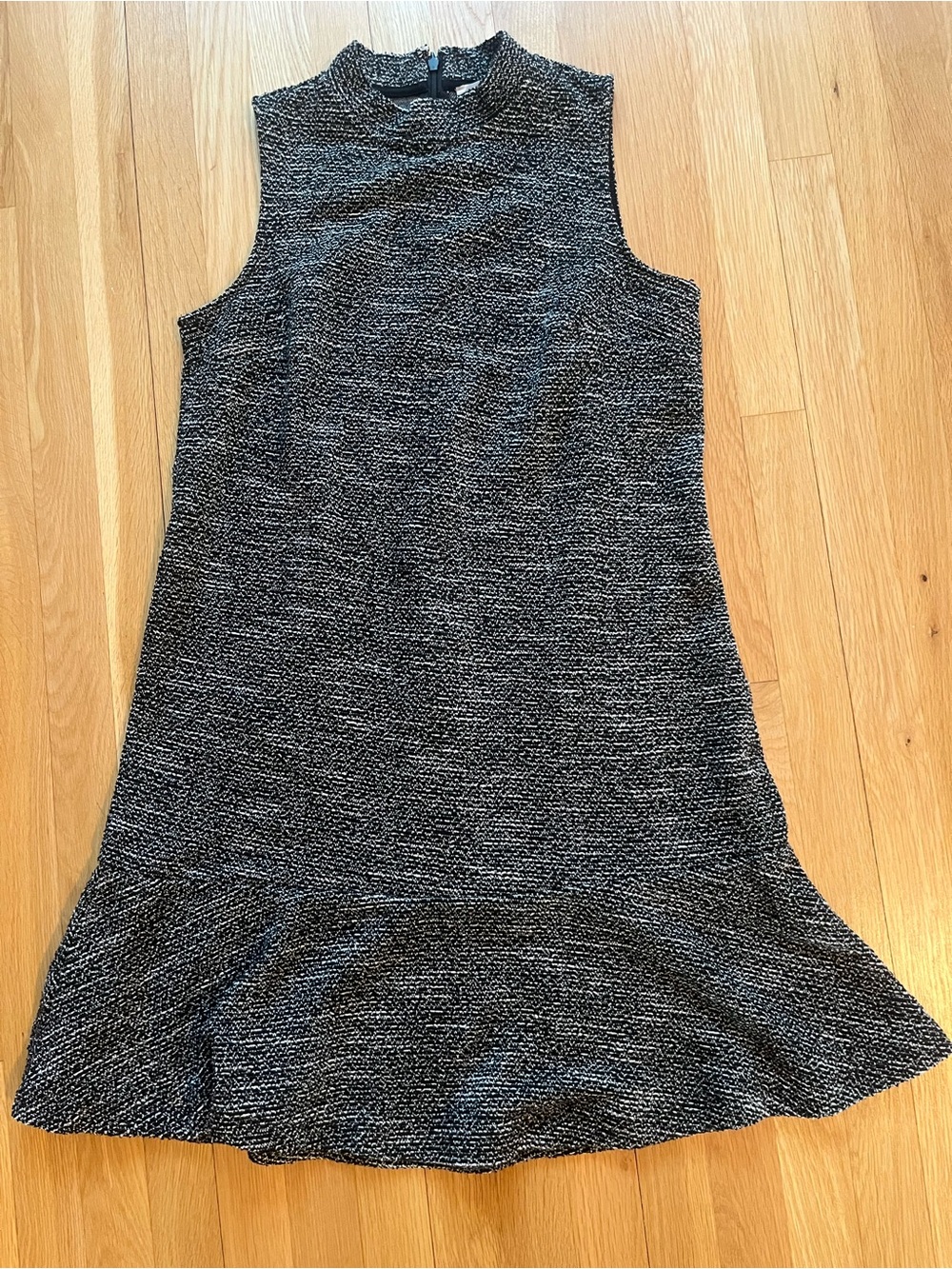Ann Taylor LOFT Black and White Textured Knit Sleeveless Dress  4 Petite 4P NWT